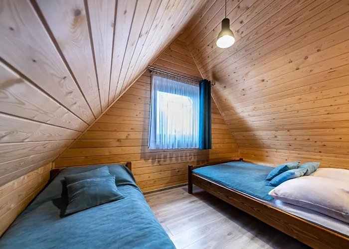 Gawra Z Jacuzzi Chalet