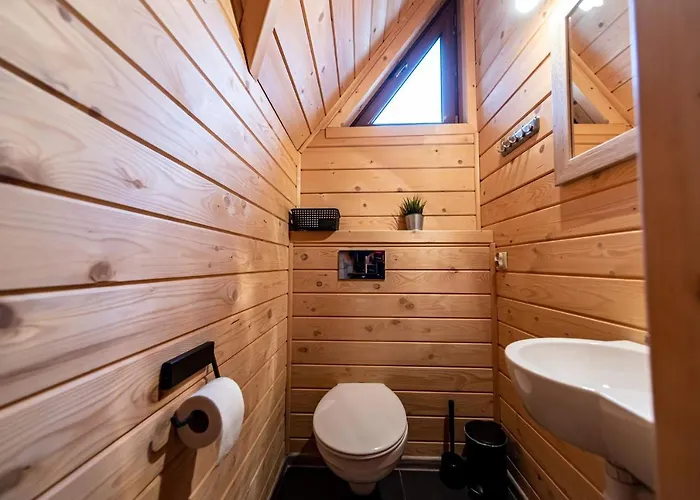 Gawra Z Jacuzzi Chalet *