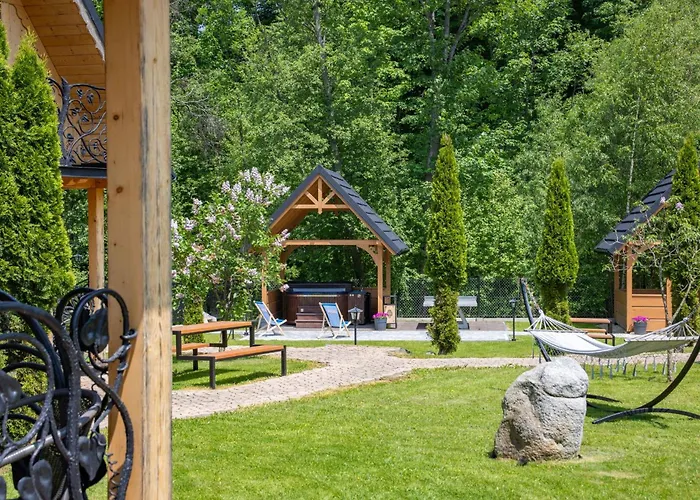 Gawra Z Jacuzzi Chalet *