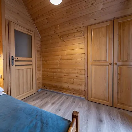 Gawra Z Jacuzzi Chalet